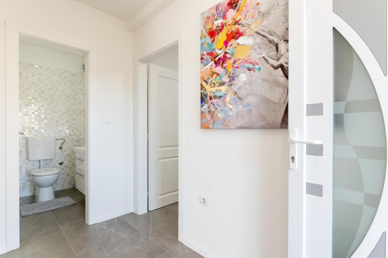 Apartment Vuletin Kaštela Buitenkant foto