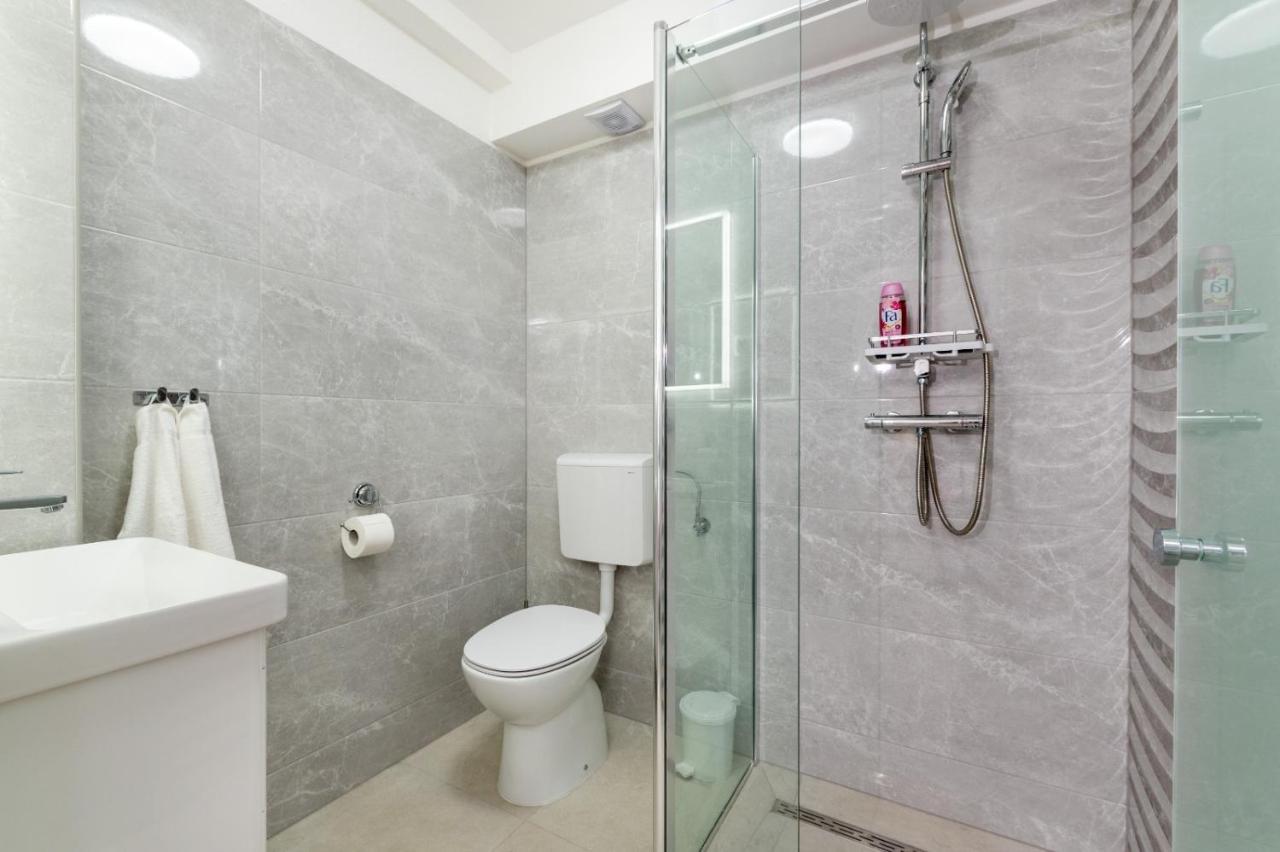 Apartment Vuletin Kaštela Buitenkant foto